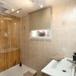 Le 6 Bis 3* Romans-sur-Isère