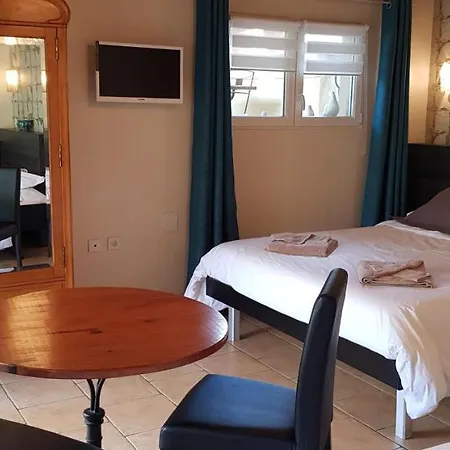 Le 6 Bis Bed & Breakfast Romans-sur-Isere