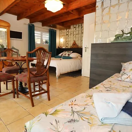 Bed & Breakfast Et Roulotte