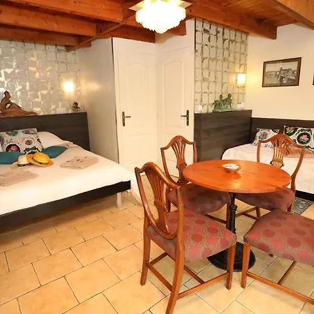 Bed & Breakfast Et Roulotte