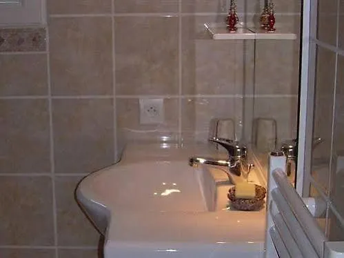 לינה וארוחת בוקר Maison D'Hotes Le 6 Bis Romans-sur-Isère